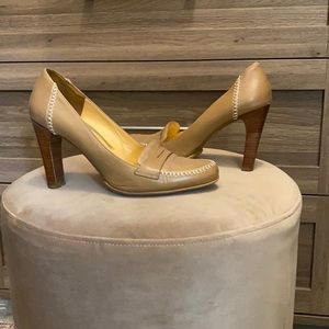 Via Spiga size 8 pumps